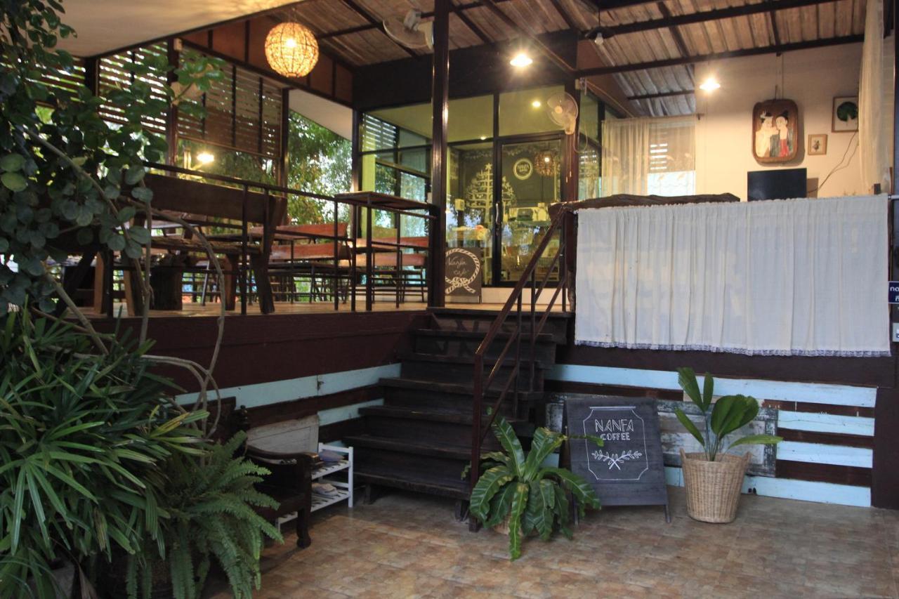 น่านฟ้าชลธีรีสอร์ท Nanfachonlathi Resort Exterior foto