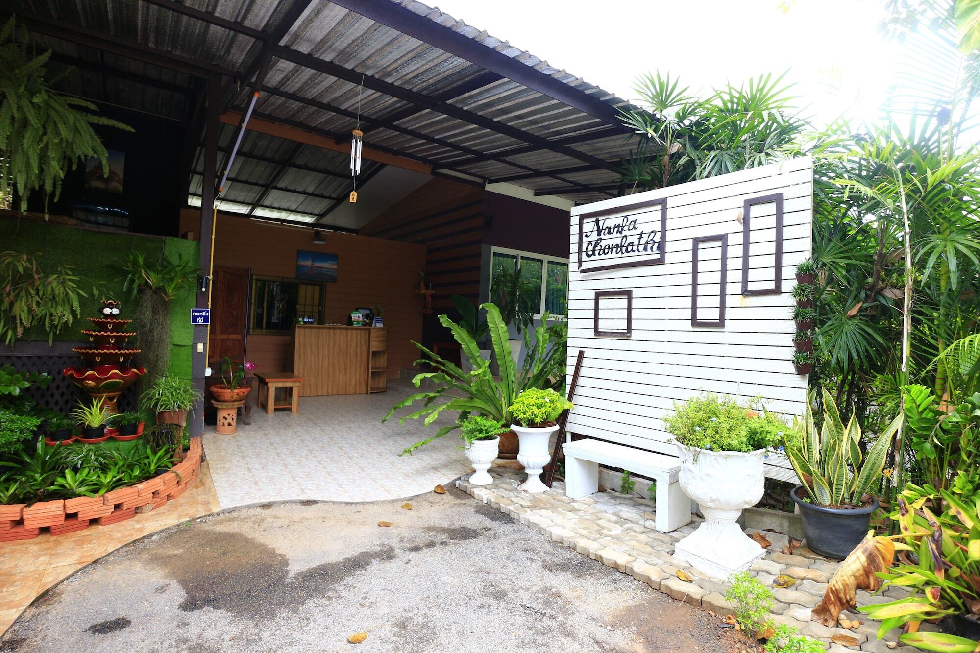 น่านฟ้าชลธีรีสอร์ท Nanfachonlathi Resort Exterior foto
